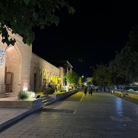 Munis Hotel Buhara Dış mekan fotoğraf