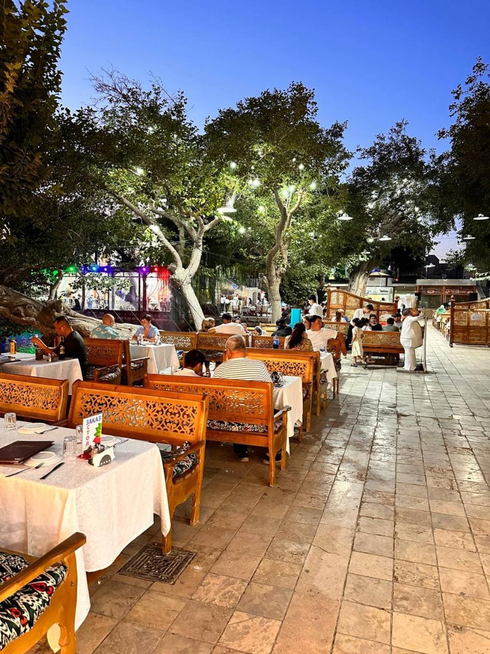 Munis Hotel Buhara Dış mekan fotoğraf